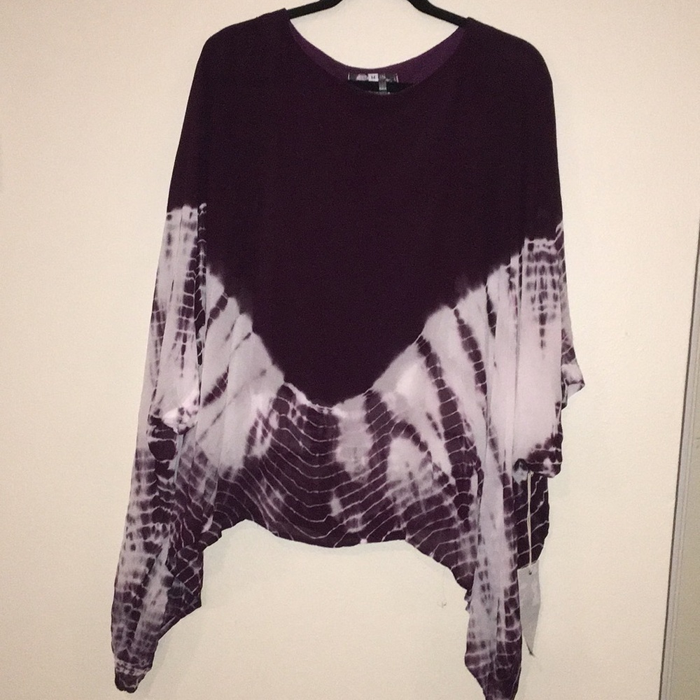 ❗️Medium❗️Skeleton flowy chiffon top in Plum